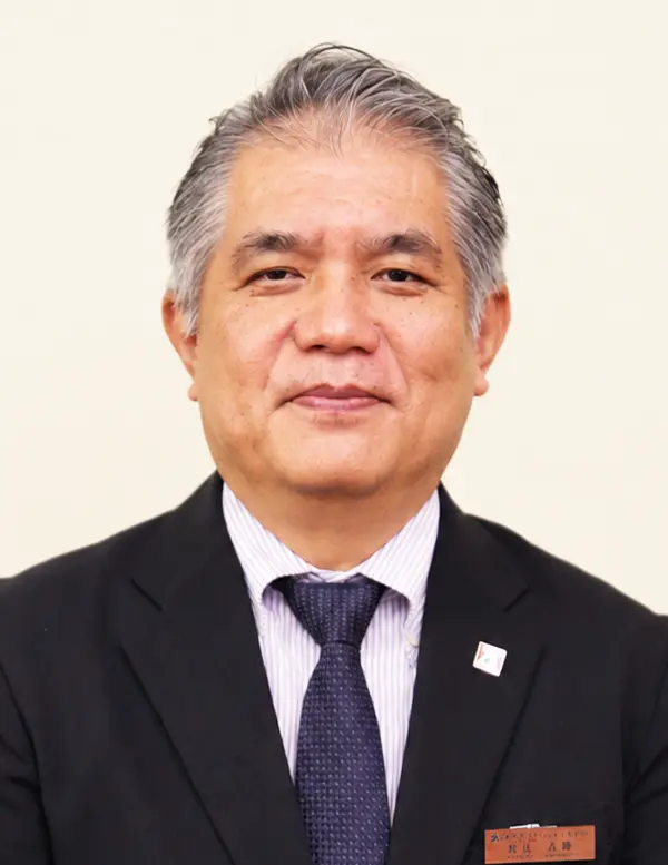 専務取締役副総支配人 島尻 吉勝